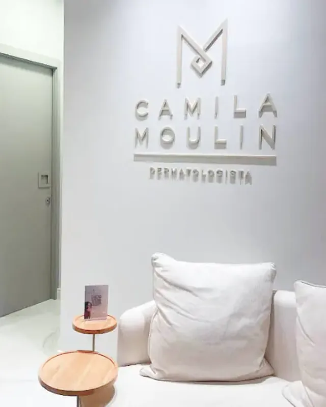 Recepção com a marca da clínica